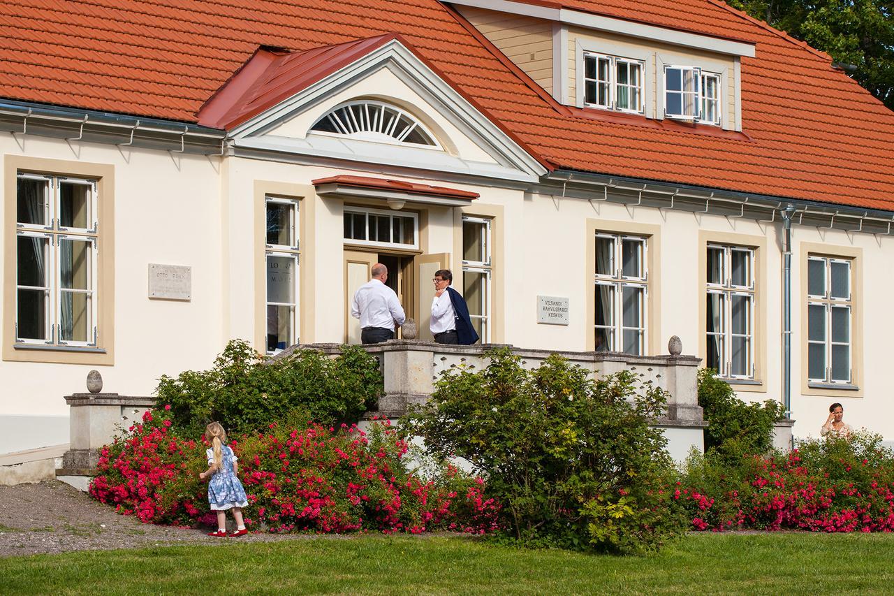 Loona Manor Guesthouse Kihelkonna Zewnętrze zdjęcie